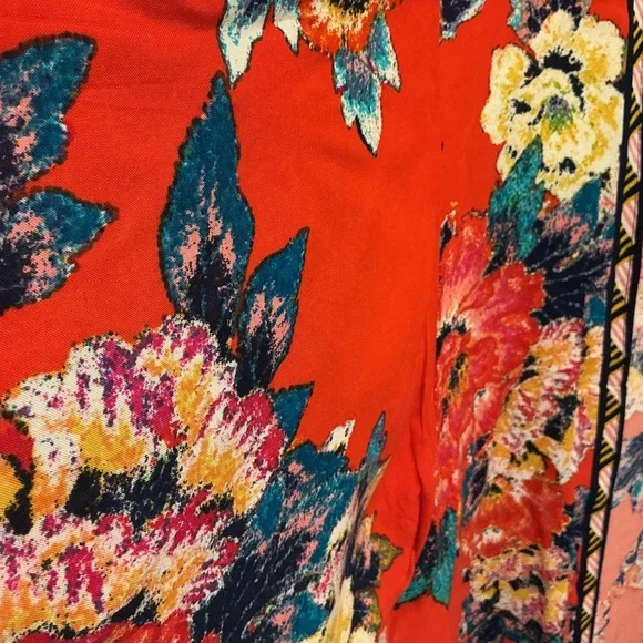 Red Open-Front Kimono - Picture 4 of 6